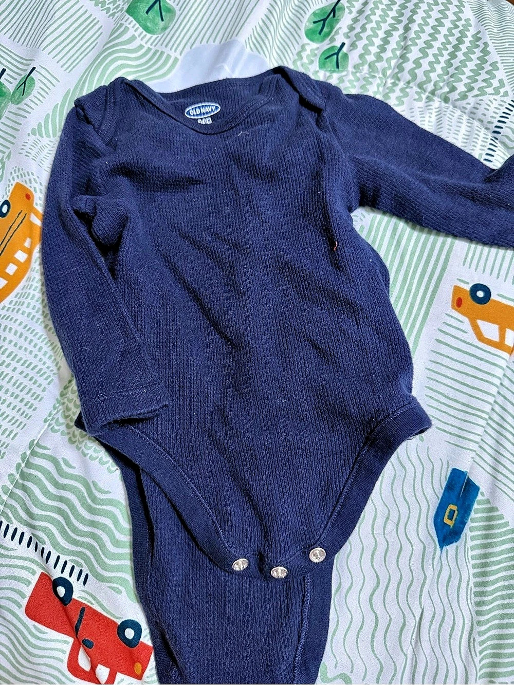 Old Navy Long Sleeve Baby Bodysuit in Blue